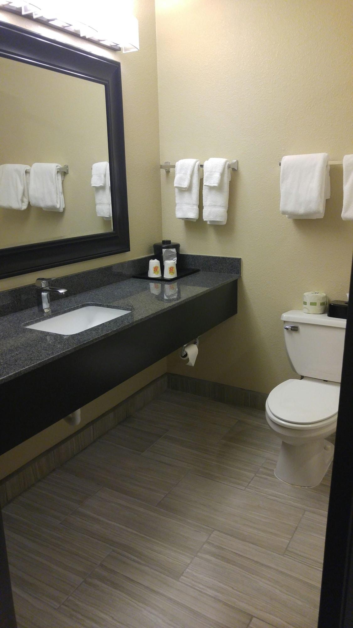 Super 8 By Wyndham Copley Akron Luaran gambar
