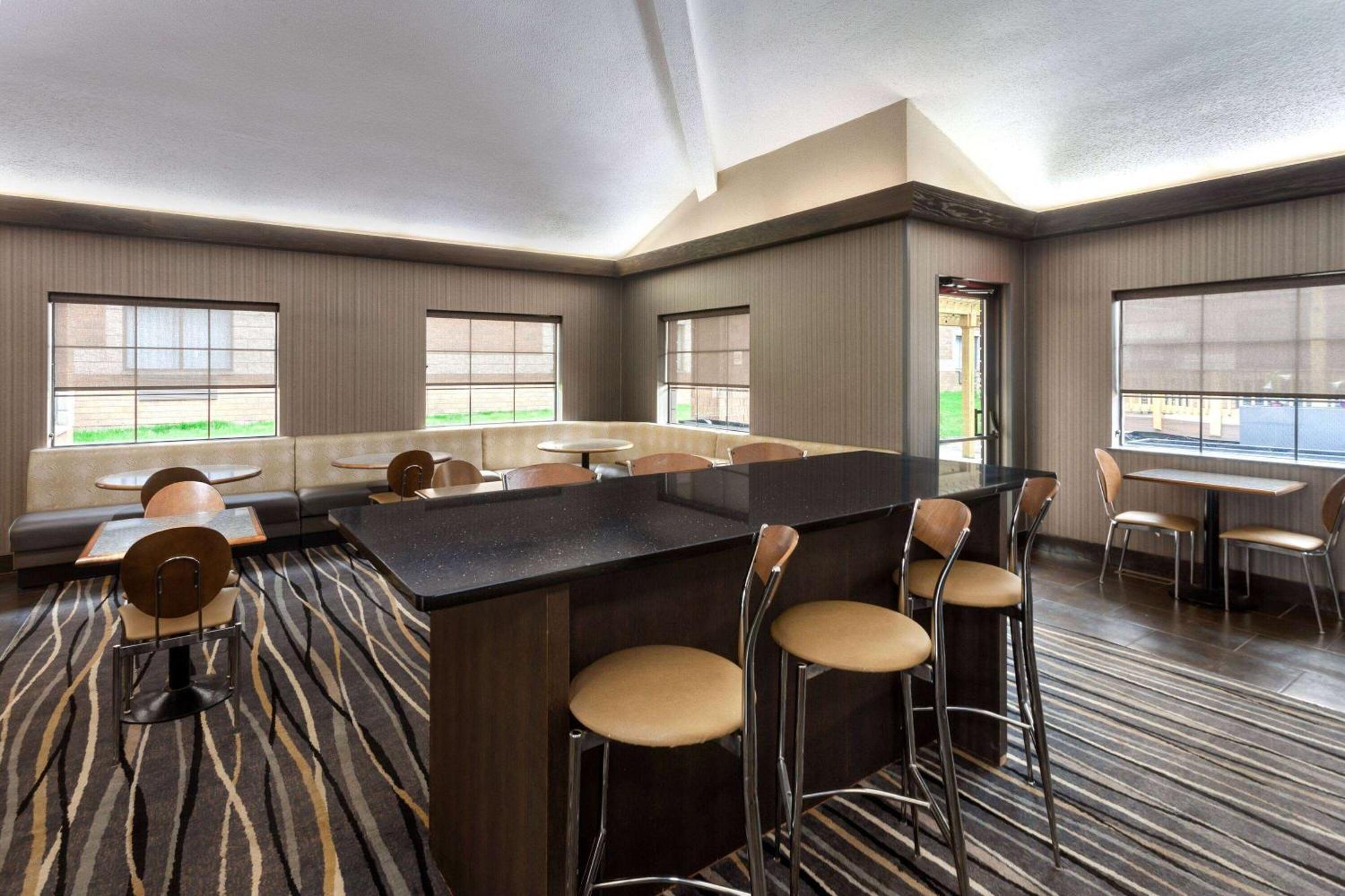 Super 8 By Wyndham Copley Akron Luaran gambar